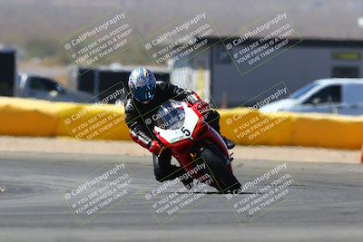 media/Mar-28-2022-Superbike Trackdays (Mon) [[b8603d0f67]]/Novice Group (1130am-12pm)/Turn 2/